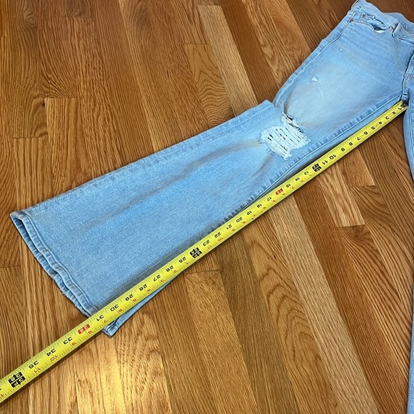 MOTHER The Weekender Jeans in Free Hugs Size 27 NWT - Picture 8 of 14